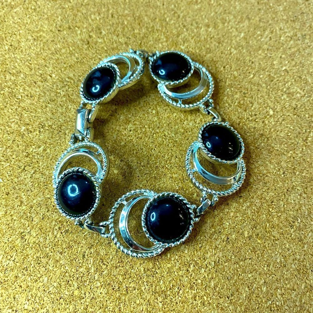 Cool Moons And Circles Bracelet. Retro bohemian style